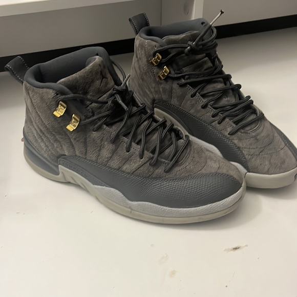Jordan 12 Dark Grey(price negotiable) - Picture 3 of 4